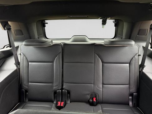Used 2023 GMC Yukon SLT AWD/4WD image 41