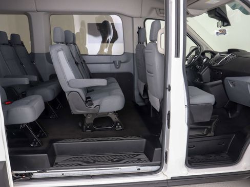 Used 2019 Ford Transit 350 XLT image 12