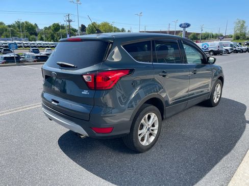Used 2019 Ford Escape SE AWD/4WD image 5