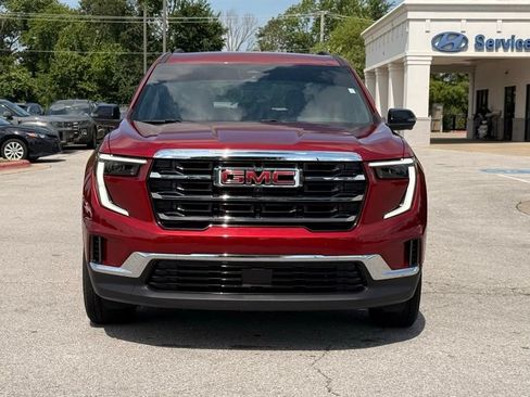 Used 2026 GMC Acadia Elevation FWD image 2