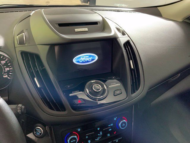 Used 2017 Ford Escape Titanium FWD image 18