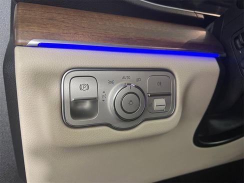 Certified 2021 Mercedes-Benz GLE 350 4MATIC image 36