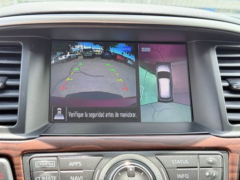 Used 2017 Nissan Pathfinder Platinum w/ Family Entertainment Package AWD/4WD image 25