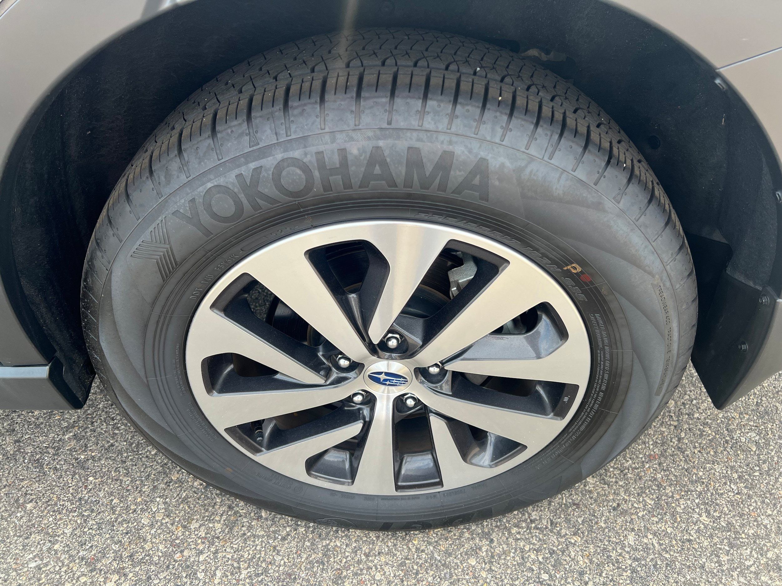 Certified 2025 Subaru Outback Premium AWD/4WD image 9