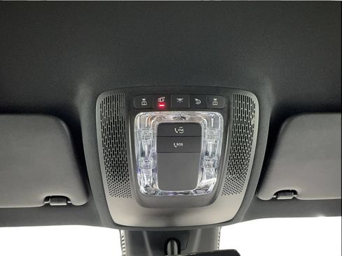 Used 2023 Mercedes-Benz EQB 300 4MATIC w/ Exclusive Package image 43