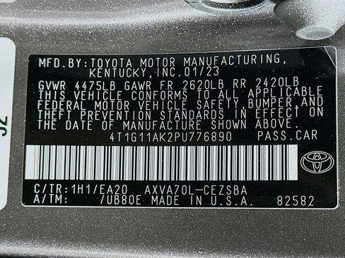 Used 2023 Toyota Camry SE image 12