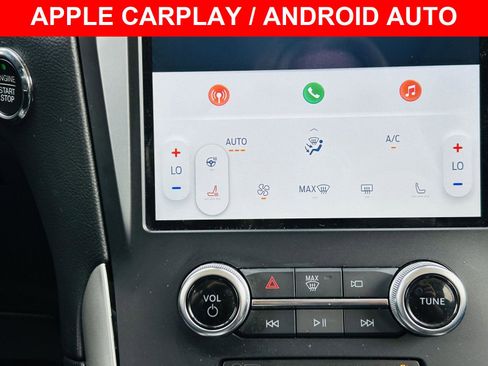 Used 2024 Ford Edge SEL w/ Convenience Package image 5