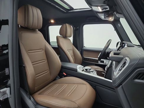 Certified 2023 Mercedes-Benz G 550 image 18