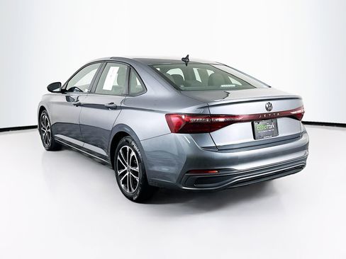 Used 2025 Volkswagen Jetta Sport FWD image 5