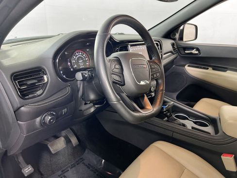 Used 2022 Dodge Durango GT image 9