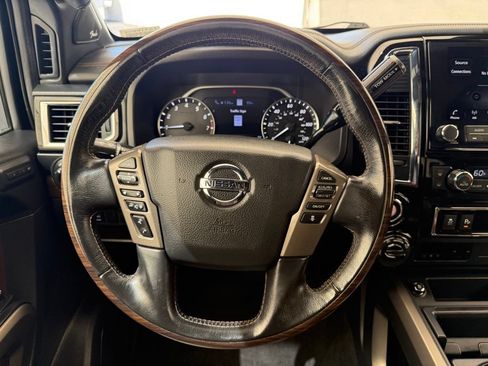 Used 2021 Nissan Titan Platinum Reserve w/ Moonroof Package AWD/4WD image 14
