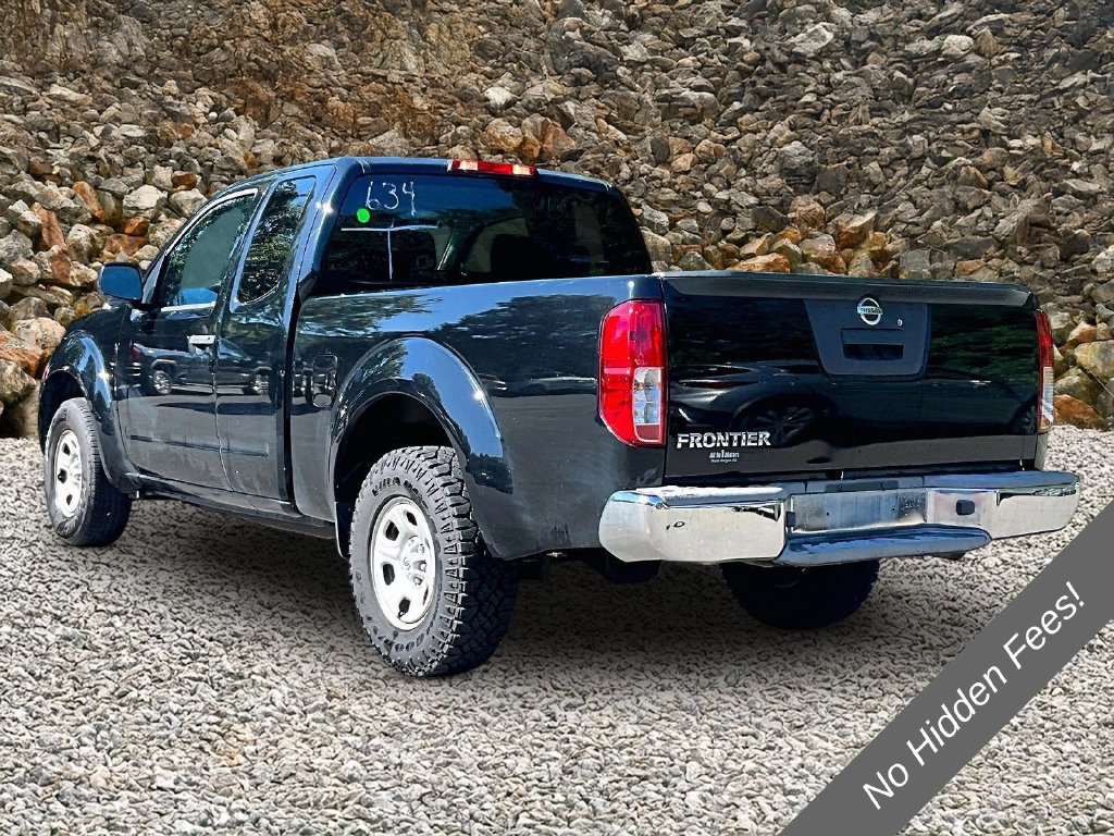 Used 2015 Nissan Frontier S RWD image 9