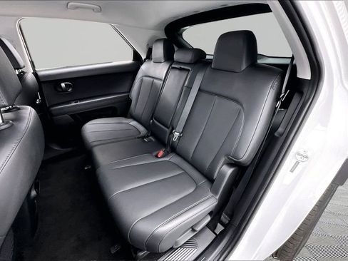 Used 2025 Hyundai Ioniq 5 SEL RWD image 26