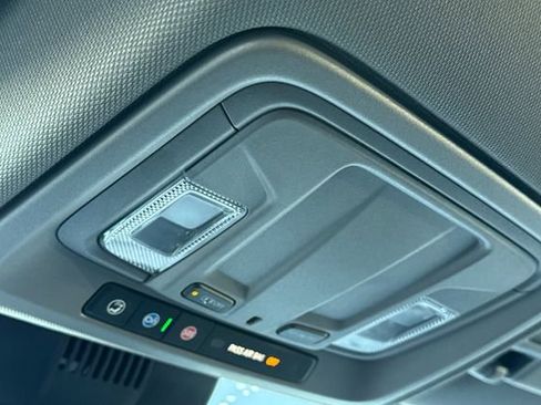 Used 2024 GMC Sierra 1500 SLT image 24