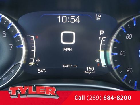 Certified 2025 Chrysler Pacifica Limited image 50