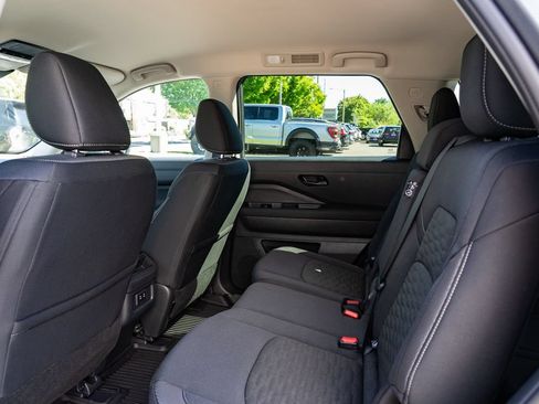 Used 2026 Nissan Pathfinder SV w/ Cargo Package AWD/4WD image 23