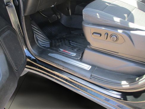 Used 2021 Chevrolet Silverado 1500 RST AWD/4WD image 36