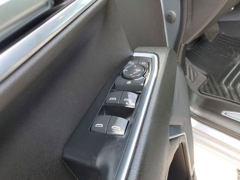 Used 2023 GMC Sierra 1500 Elevation image 18