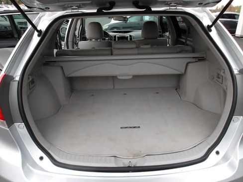 Used 2011 Toyota Venza FWD image 11