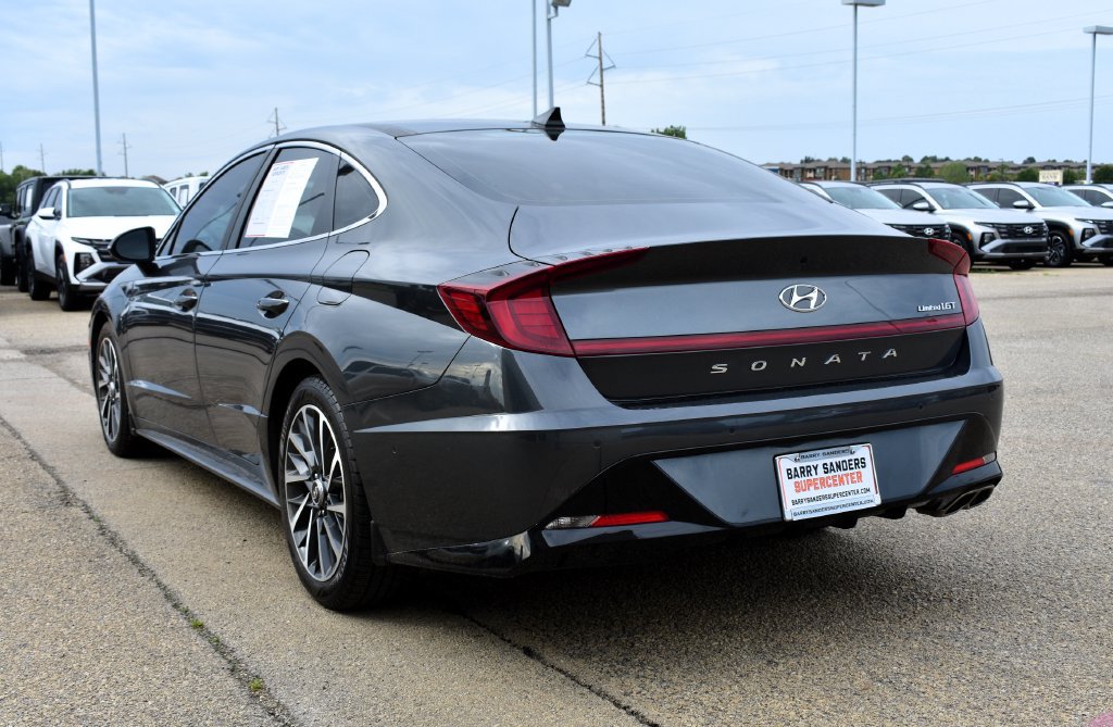 Used 2022 Hyundai Sonata Limited FWD image 4