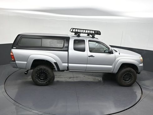 Used 2013 Toyota Tacoma PreRunner w/ SR5 Pkg RWD image 19