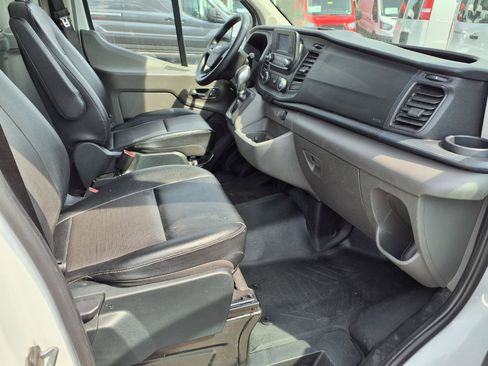 Used 2023 Ford Transit 250 Medium Roof image 11