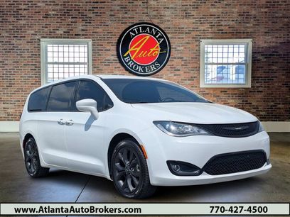 Used 2018 Chrysler Pacifica Touring Plus w/ S Appearance Package