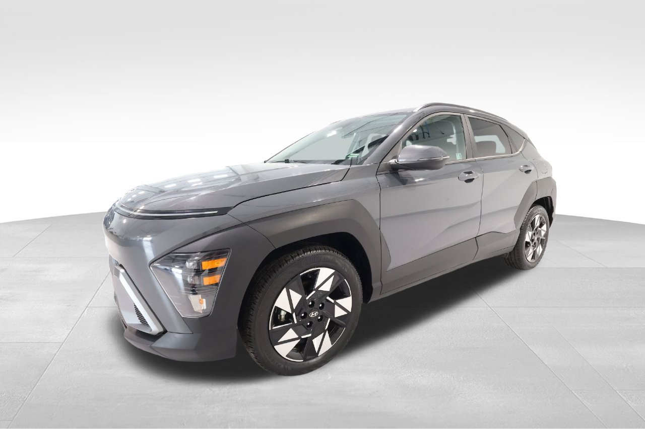 Used 2025 Hyundai Kona SEL FWD image 8