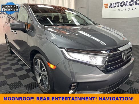 Used 2024 Honda Odyssey Touring image 1