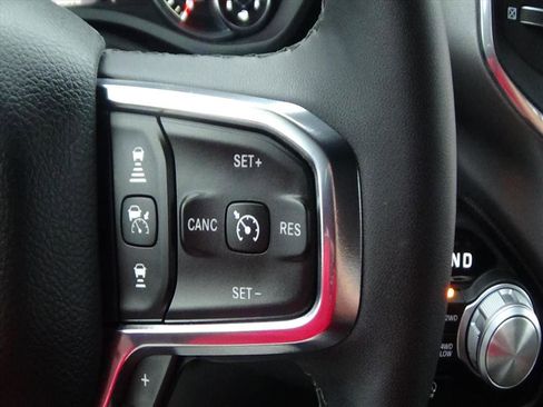 Certified 2025 RAM 1500 Laramie image 21