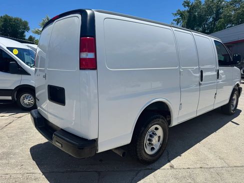 Used 2020 Chevrolet Express 2500 w/ Driver Convenience Package RWD image 13