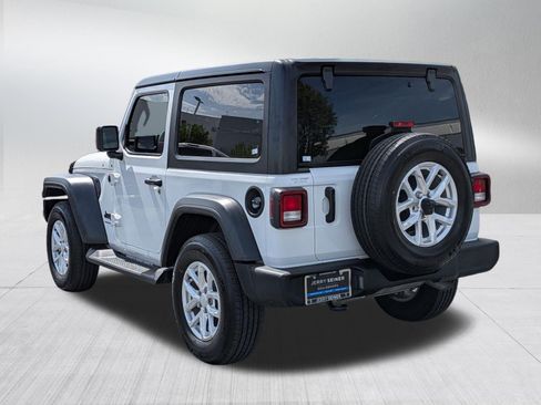 Used 2023 Jeep Wrangler Sport AWD/4WD image 3