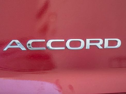 Used 2024 Honda Accord EX-L image 6