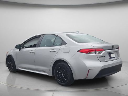 Used 2023 Toyota Corolla LE FWD image 6