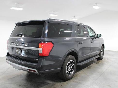 Used 2024 Ford Expedition Max XLT image 9