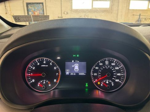 Used 2022 Kia Sportage EX image 16