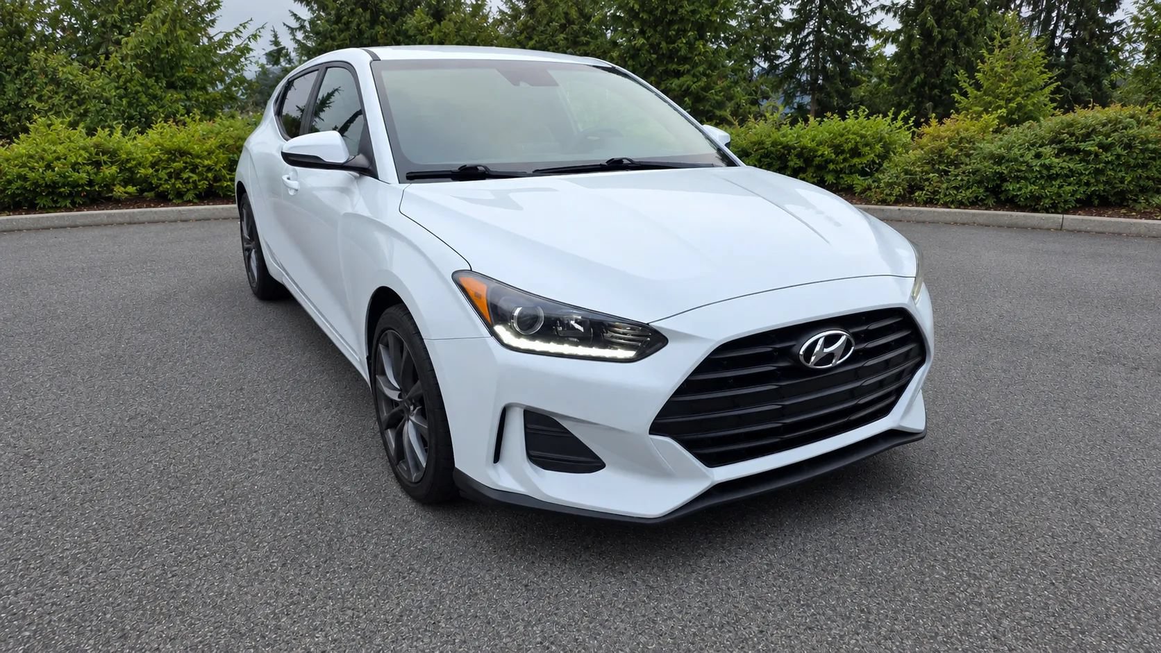 Used 2019 Hyundai Veloster 2.0 FWD image 3
