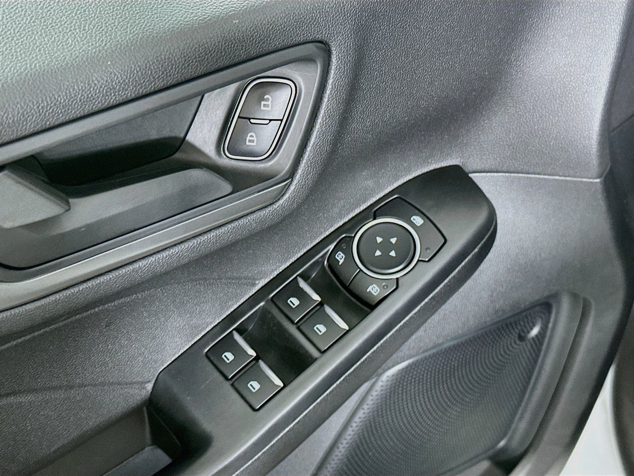 Used 2025 Ford Escape Active FWD image 15