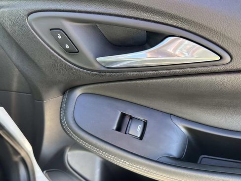 Certified 2024 Buick Encore GX Preferred image 14