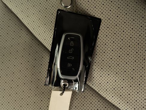 Used 2025 Honda Odyssey Elite image 52