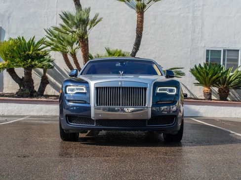 Used 2016 Rolls-Royce Ghost image 5