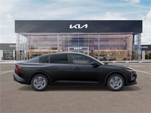 Certified 2025 Kia K4 LX image 3