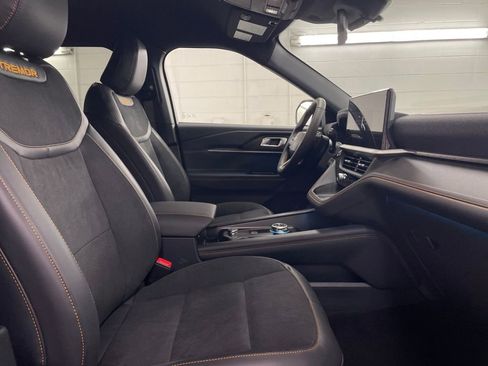 New 2026 Ford Explorer Tremor w/ Tremor Convenience Package image 28