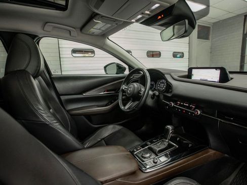 Used 2022 MAZDA CX-30 AWD 2.5 S w/ Premium Package image 15