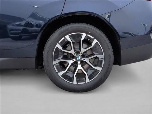 Used 2026 BMW X3 xDrive30i w/ Premium Package AWD/4WD image 10