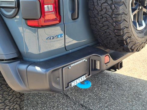 Used 2025 Jeep Wrangler Unlimited Rubicon 4xe w/ Safety Group AWD/4WD image 22