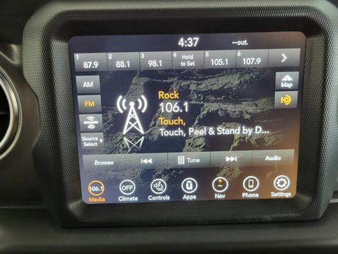 Used 2022 Jeep Wrangler Rubicon w/ LED Lighting Group image 12