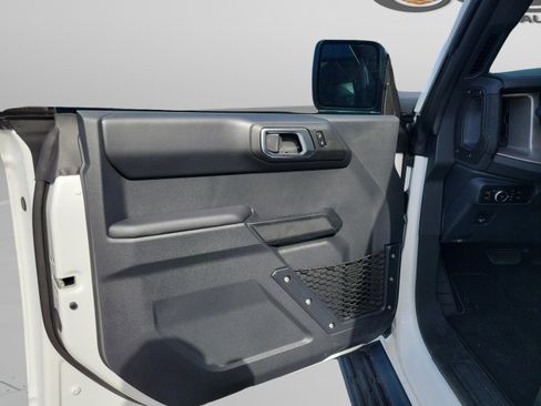 New 2025 Ford Bronco Outer Banks image 6