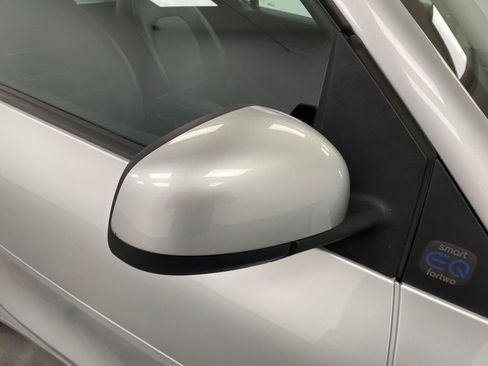 Used 2019 smart fortwo electric drive RWD image 15