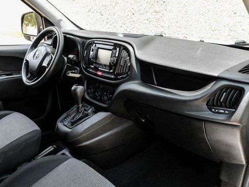 Used 2019 RAM ProMaster City Tradesman FWD image 13